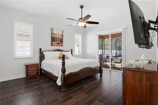 10555 Shady Oak Ln, Seminole, FL 33777 - Photo 6