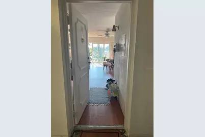 10365 Paradise Boulevard #10, Treasure Island, FL 33706 - Photo 6