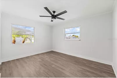 124 85th Avenue N, Saint Petersburg, FL 33702 - Photo 12