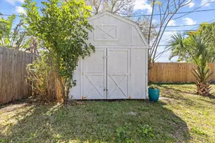 124 85th Ave N, Saint Petersburg, FL 33702 - Photo 26