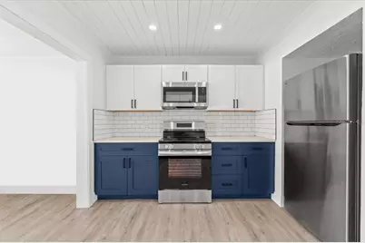 124 85th Avenue N, Saint Petersburg, FL 33702 - Photo 8