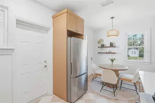 1429 E Park Cir, Tampa, FL 33604 - Photo 10