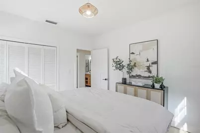 1429 E Park Circle, Tampa, FL 33604 - Photo 14