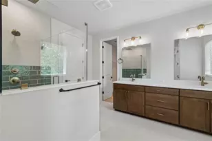 2916 W Ellis Dr, Tampa, FL 33611 - Photo 24