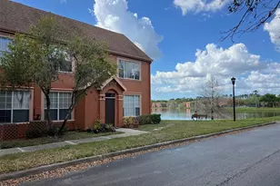 9846 Lake Chase Island Way, Tampa, FL 33626 - Photo 2