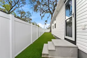 3414 Riverview Dr, Tampa, FL 33604 - Photo 40