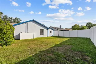 6713 Leeward Isle Way, Tampa, FL 33615 - Photo 32