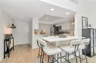 7400 Sun Island Dr S, South Pasadena, FL 33707 - Photo 4