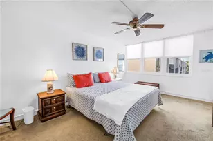 7401 Bay Island Dr S, South Pasadena, FL 33707 - Photo 20