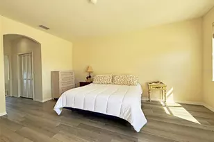 9011 Province St, Sarasota, FL 34240 - Photo 10