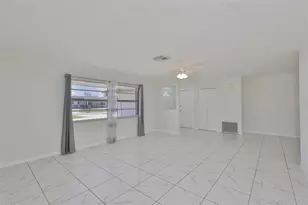 460 Flamingo Dr, Apollo Beach, FL 33572 - Photo 8