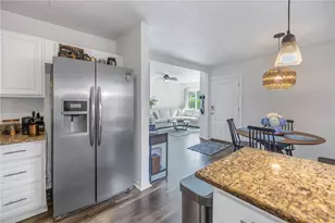 4945 34th Ave N, Saint Petersburg, FL 33710 - Photo 6