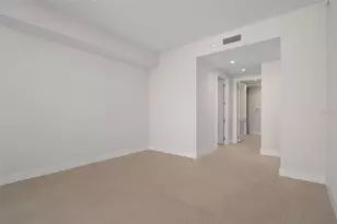 275 1st Ave S, Saint Petersburg, FL 33701 - Photo 20