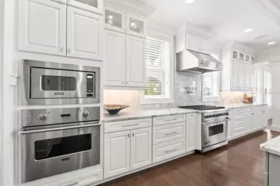 19 Bayfront Court S, Saint Petersburg, FL 33711 - Photo 10