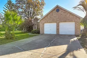 1040 Sawyers Ct, Lutz, FL 33559 - Photo 12