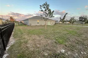 25048 Estrada Cir, Punta Gorda, FL 33955 - Photo 4