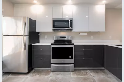 105 Island Way #143, Clearwater, FL 33767 - Photo 4