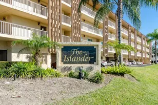 105 Island Way, Clearwater, FL 33767 - Photo 2