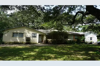 8230 74th Street N, Pinellas Park, FL 33781 - Photo 1