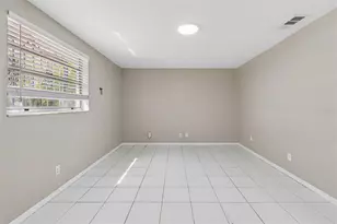 6705 Ralston Beach Cir, Tampa, FL 33614 - Photo 16