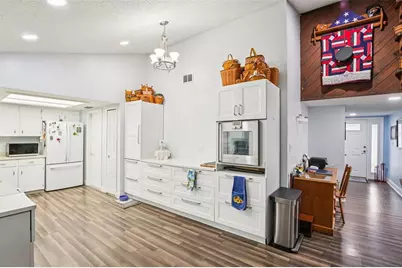 3613 Coppertree Circle, Brandon, FL 33511 - Photo 6