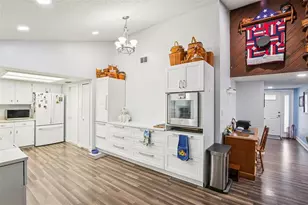 3613 Coppertree Cir, Brandon, FL 33511 - Photo 6