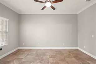 7011 Covington Stone Ave, Apollo Beach, FL 33572 - Photo 8