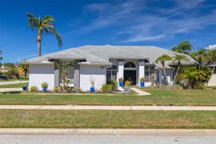 7437 Cheltnam Ct, New Port Richey, FL 34655 - Photo 2