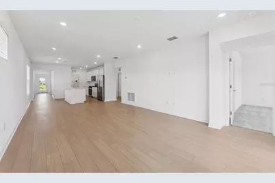 9931 Trellis Vine Way, Parrish, FL 34219 - Photo 8