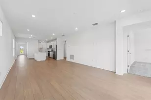 9931 Trellis Vine Wy, Parrish, FL 34219 - Photo 8