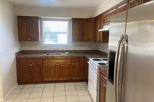 3822 Valley Tree Dr Valley Tree Dr, Tampa, FL 33610 - Photo 6