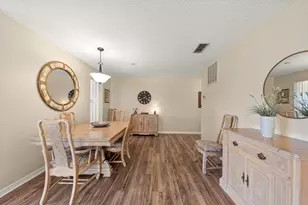 6080 80th St N, Saint Petersburg, FL 33709 - Photo 8