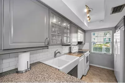 400 Glennes Lane #107, Dunedin, FL 34698 - Photo 10