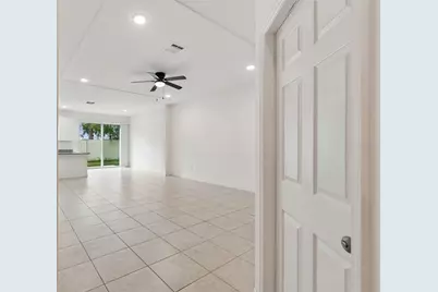 34214 Rogallo Lane, Wesley Chapel, FL 33545 - Photo 10