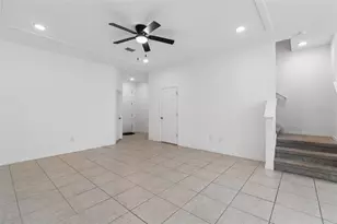 34214 Rogallo Ln, Wesley Chapel, FL 33545 - Photo 16