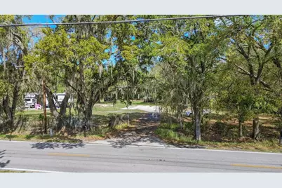 2015 W Socrum Loop Road, Lakeland, FL 33810 - Photo 1