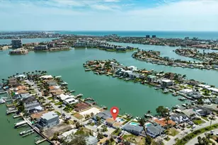 7886 9th Ave S, Saint Petersburg, FL 33707 - Photo 4