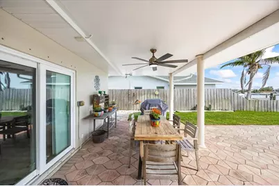 7886 9th Avenue S, Saint Petersburg, FL 33707 - Photo 46