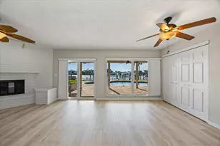 7886 9th Ave S, Saint Petersburg, FL 33707 - Photo 16