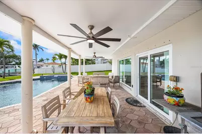 7886 9th Avenue S, Saint Petersburg, FL 33707 - Photo 44