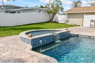 7886 9th Avenue S, Saint Petersburg, FL 33707 - Photo 52