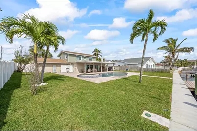 7886 9th Avenue S, Saint Petersburg, FL 33707 - Photo 54