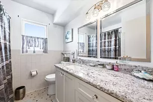 7886 9th Ave S, Saint Petersburg, FL 33707 - Photo 40