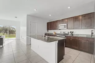 6938 Shelby Lynn Way, Zephyrhills, FL 33542 - Photo 6