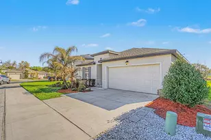 6938 Shelby Lynn Way, Zephyrhills, FL 33542 - Photo 4