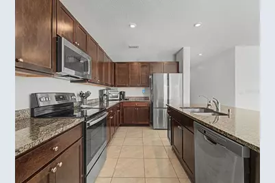 6938 Shelby Lynn Way, Zephyrhills, FL 33542 - Photo 8