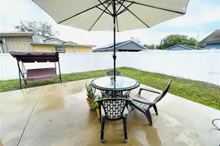 9608 Elgin Ct, Tampa, FL 33615 - Photo 14