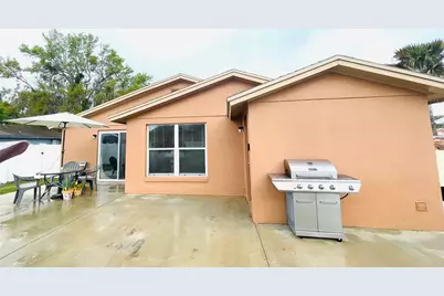 9608 Elgin Court, Tampa, FL 33615 - Photo 12
