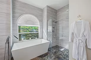 4103 Heritage Lake Ct, Lutz, FL 33558 - Photo 20