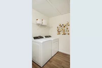 9194 Shadow Valley Lane, Zephyrhills, FL 33541 - Photo 30